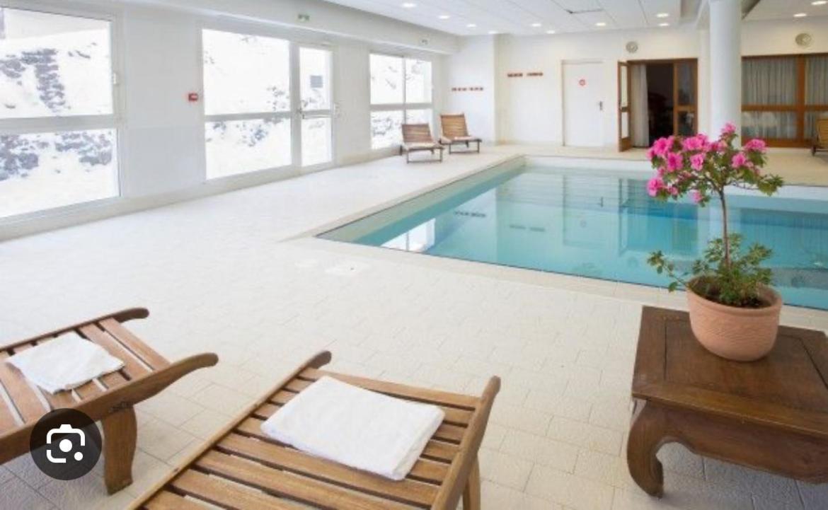 Appartement 4 Personnes Avec Piscine Interieure 퓌생빈센트 외부 사진
